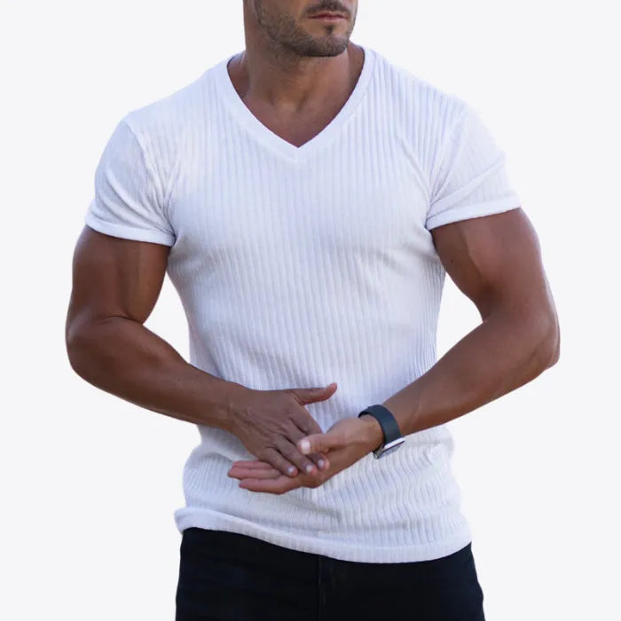 T-shirt moulant à col en V – met en valeur votre physique, maximise le style